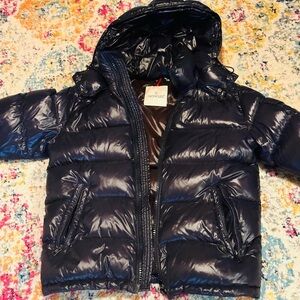 Moncler Maya Padded jacket - Navy Blue. Used in great condition